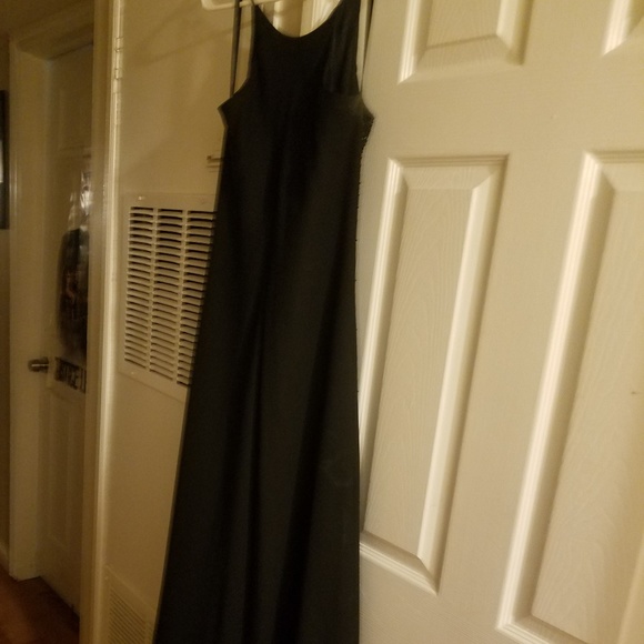 Dress - Picture 2 of 5